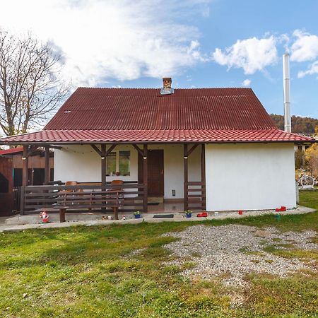 Casa De Vacanta Armi Molidu Exteriér fotografie