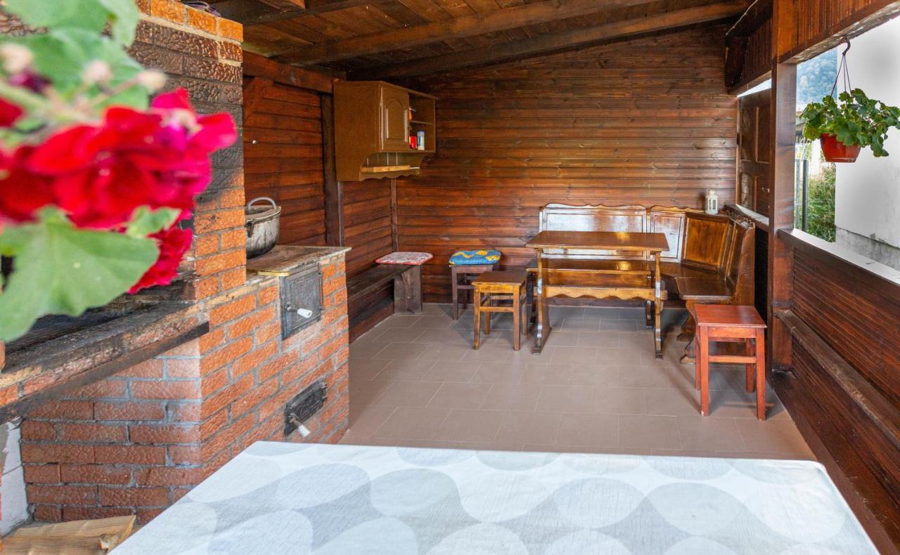 Casa De Vacanta Armi Molidu Exteriér fotografie
